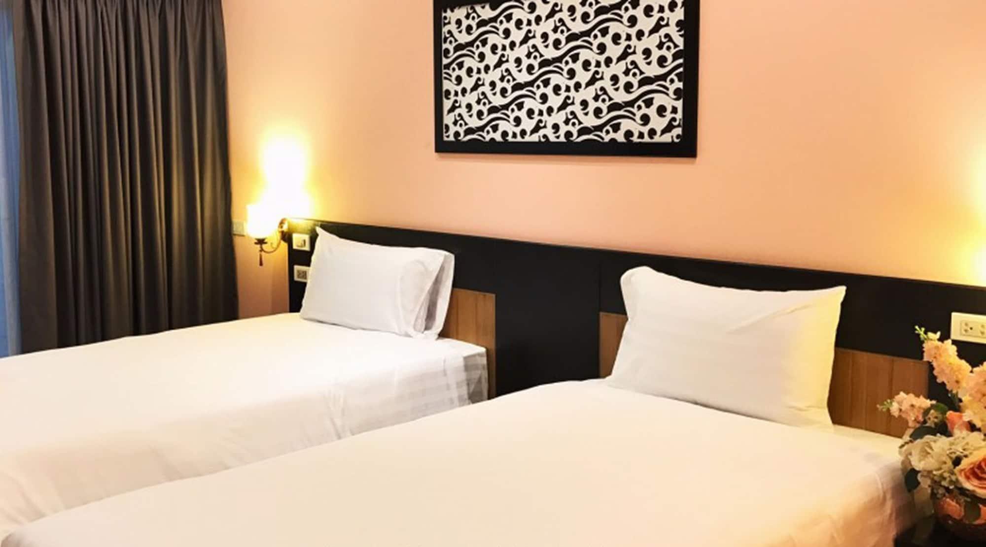 Phuket Chinoinn-Shaplus Certified Экстерьер фото