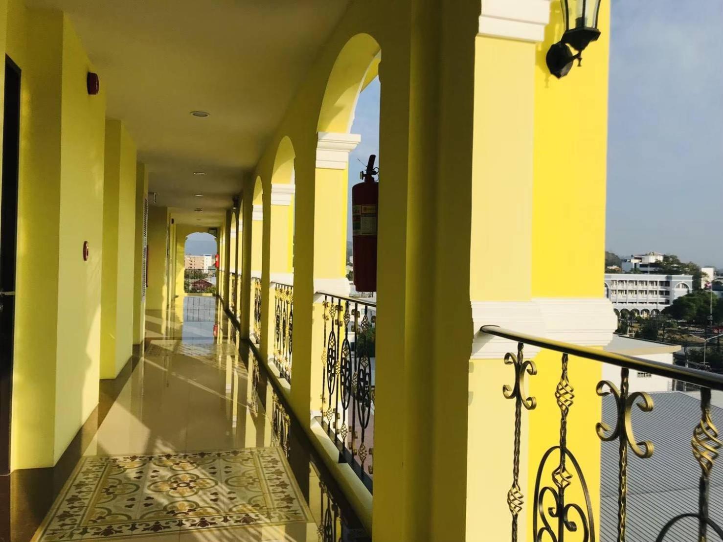 Phuket Chinoinn-Shaplus Certified Экстерьер фото